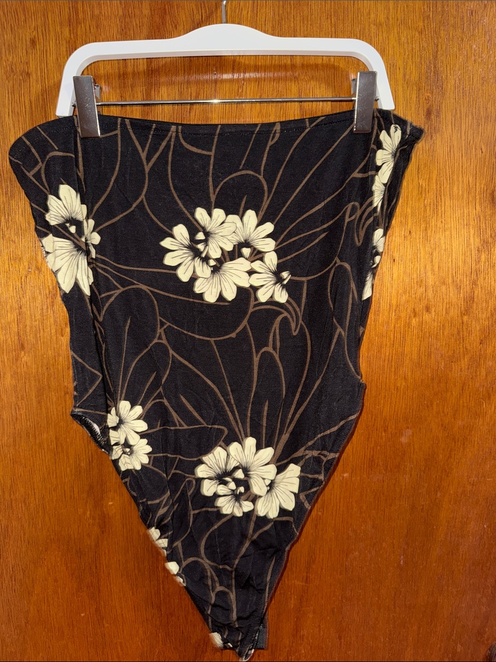 Black Floral Women’s Scoop-Neck Bodysuit with Cream Bloom Print